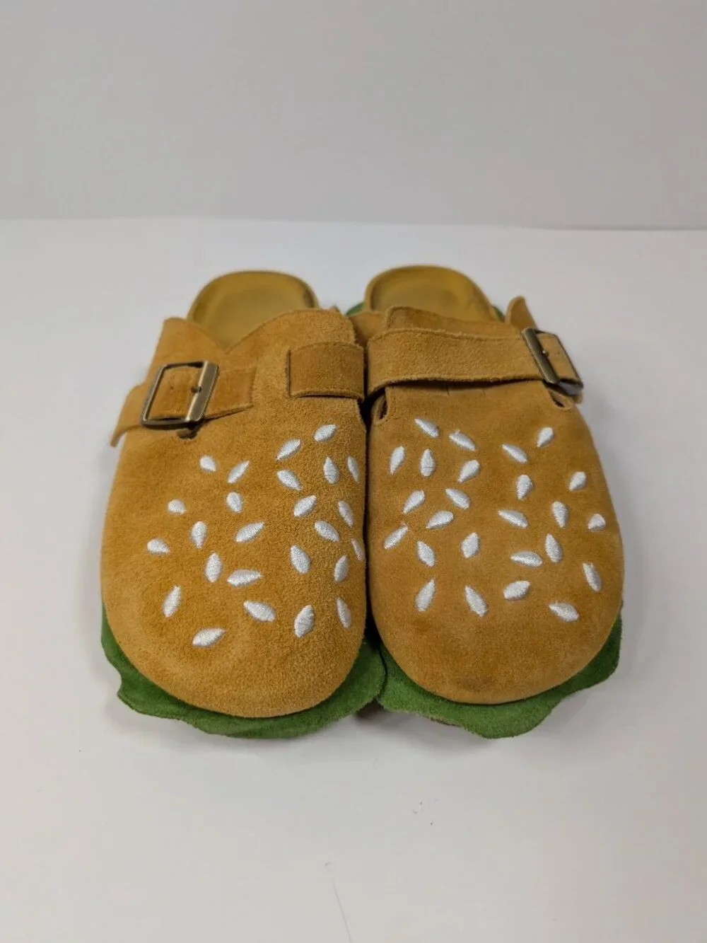 Great condition Burger Theme Hello Slippers brand shoes - size 38/8 - Picture 4 of 16